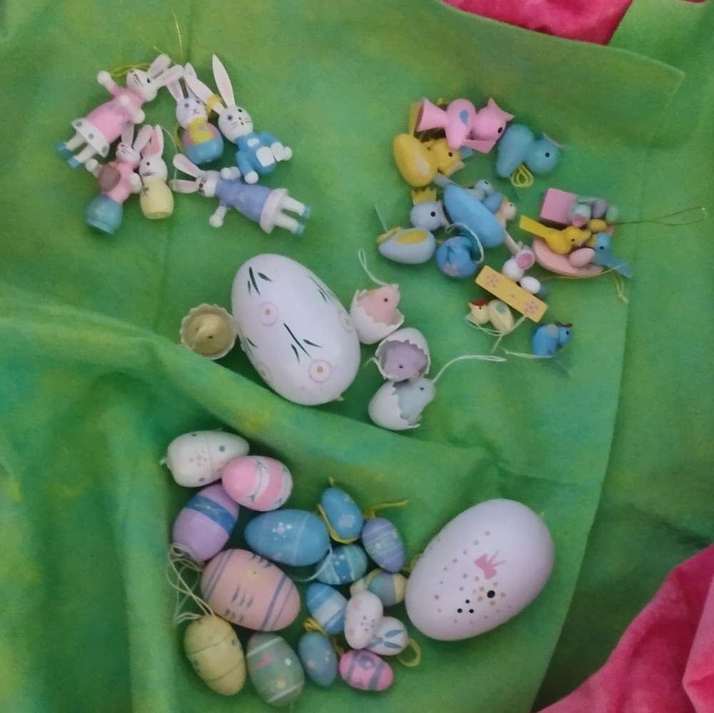 40pcs Easter Wooden Miniature Ornaments with or w/o Basket